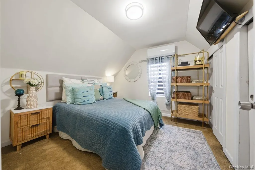4641 Carpenter Avenue Bronx NY 10470