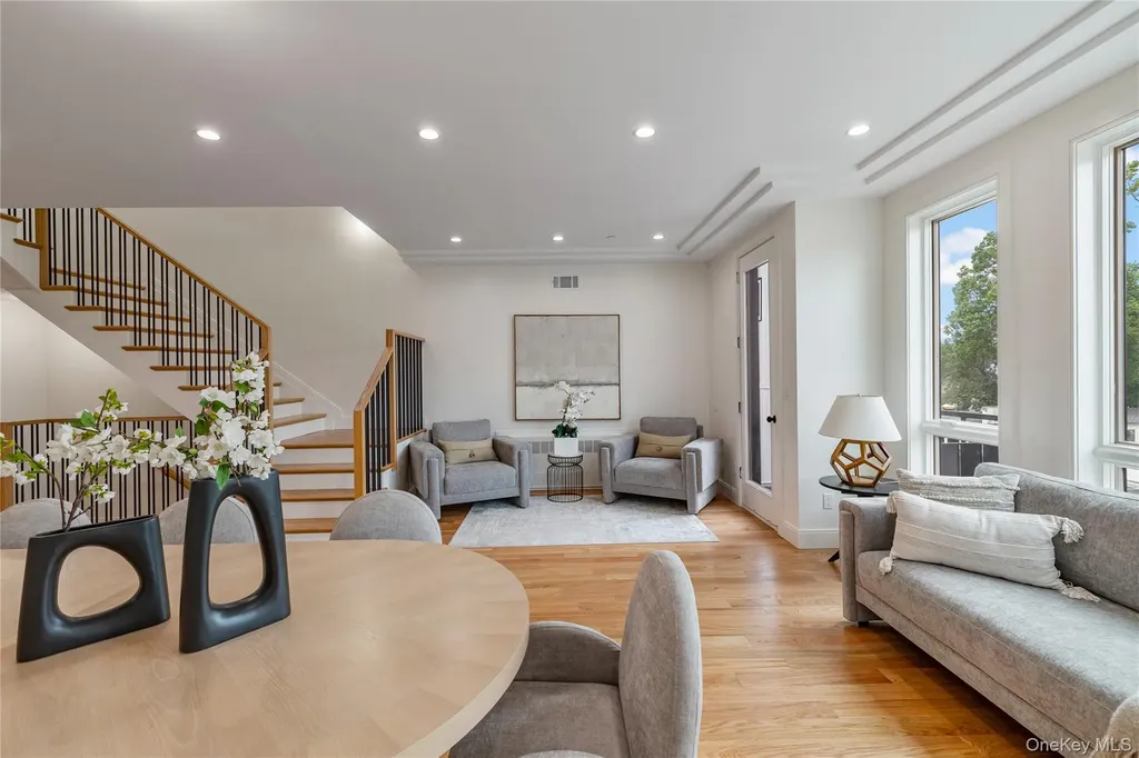 17 Union Road Spring Valley NY 10977