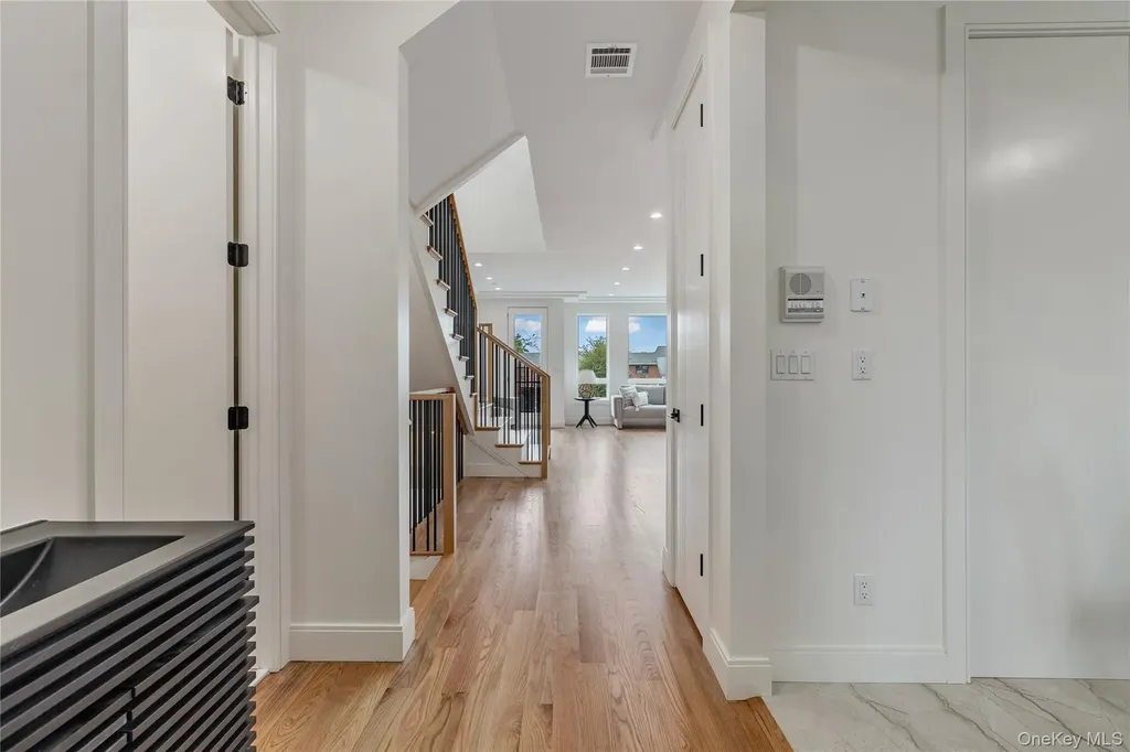 17 Union Road Spring Valley NY 10977