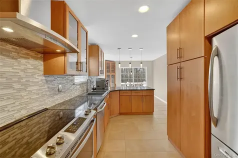 113 Hitching Post Lane Yorktown Heights NY 10598