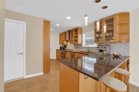 113 Hitching Post Lane Yorktown Heights NY 10598