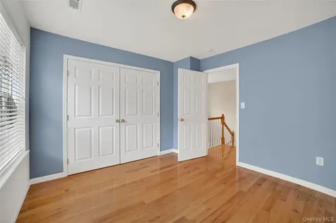 113 Hitching Post Lane Yorktown Heights NY 10598