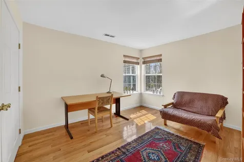113 Hitching Post Lane Yorktown Heights NY 10598