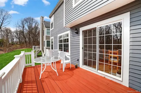 113 Hitching Post Lane Yorktown Heights NY 10598
