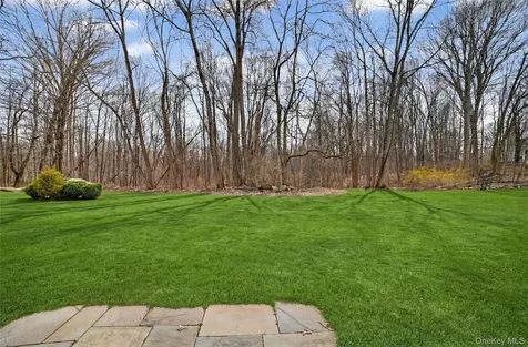 113 Hitching Post Lane Yorktown Heights NY 10598
