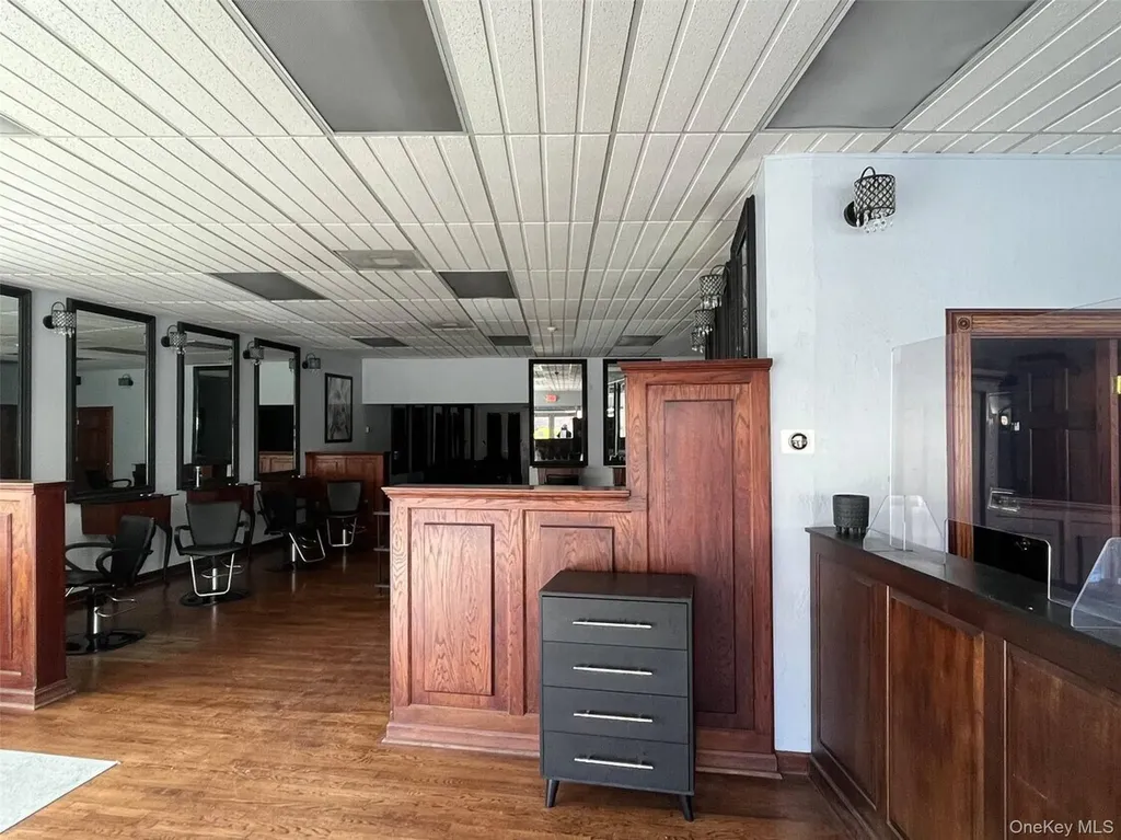200 E Main Street Mount Kisco NY 10549
