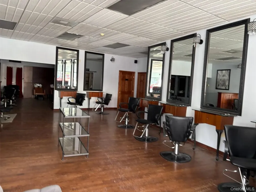 200 E Main Street Mount Kisco NY 10549