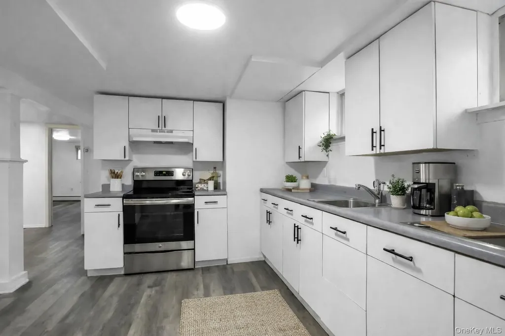 11 Broadway Ronkonkoma NY 11779