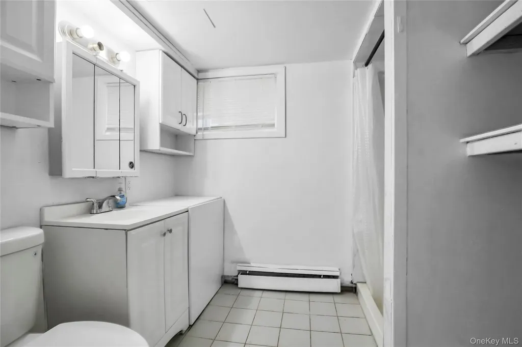 11 Broadway Ronkonkoma NY 11779