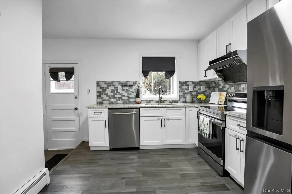 11 Broadway Ronkonkoma NY 11779