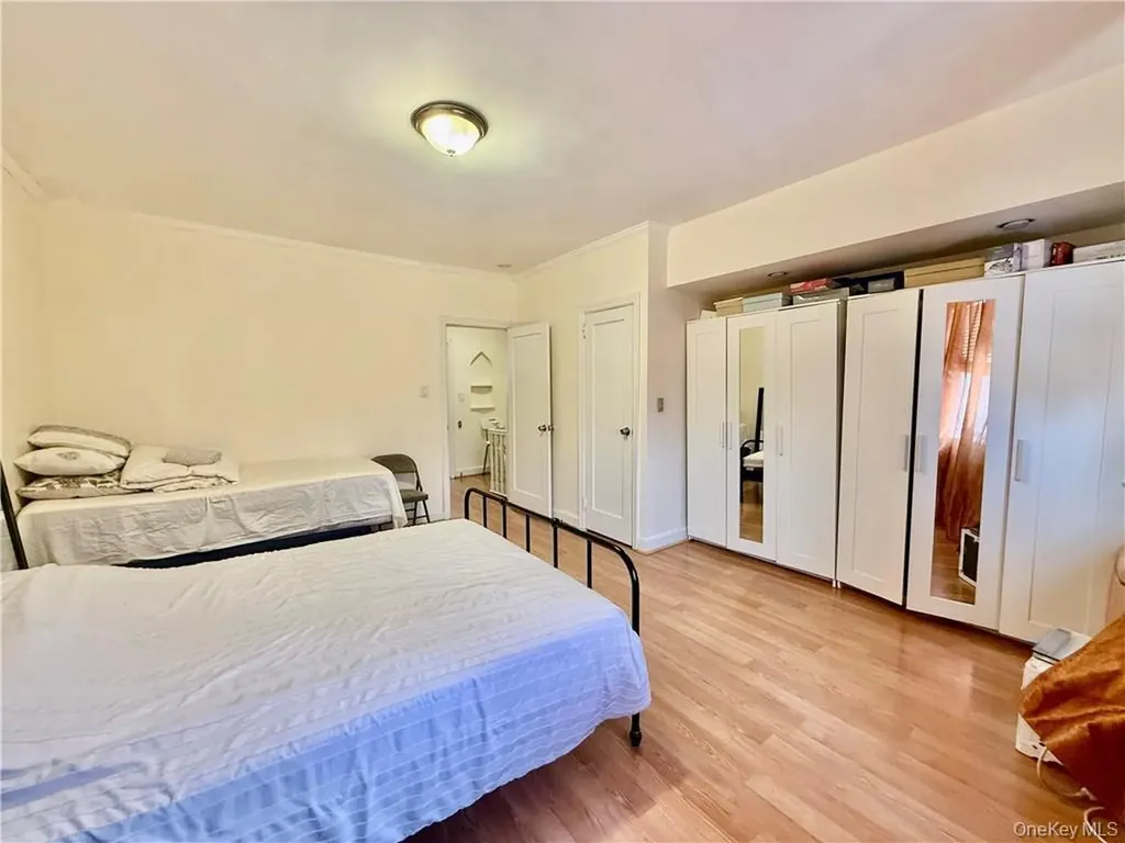 2277 E 28th Street Brooklyn NY 11229