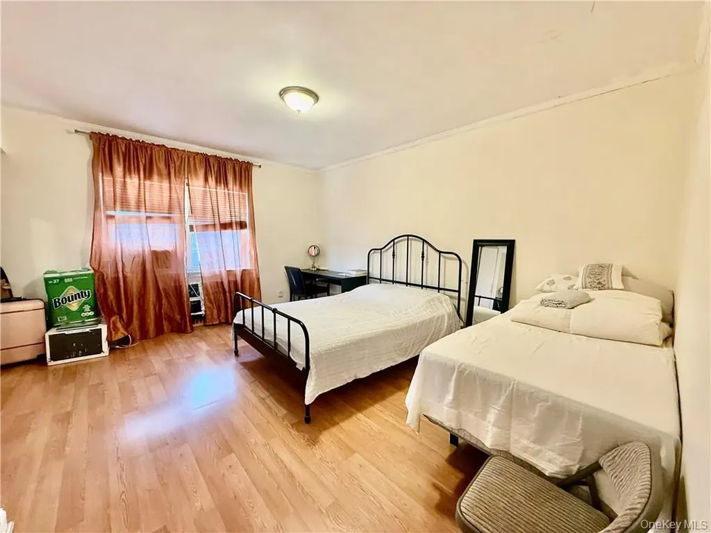 2277 E 28th Street Brooklyn NY 11229