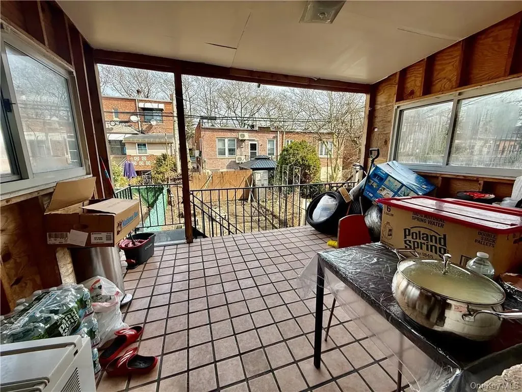 2277 E 28th Street Brooklyn NY 11229