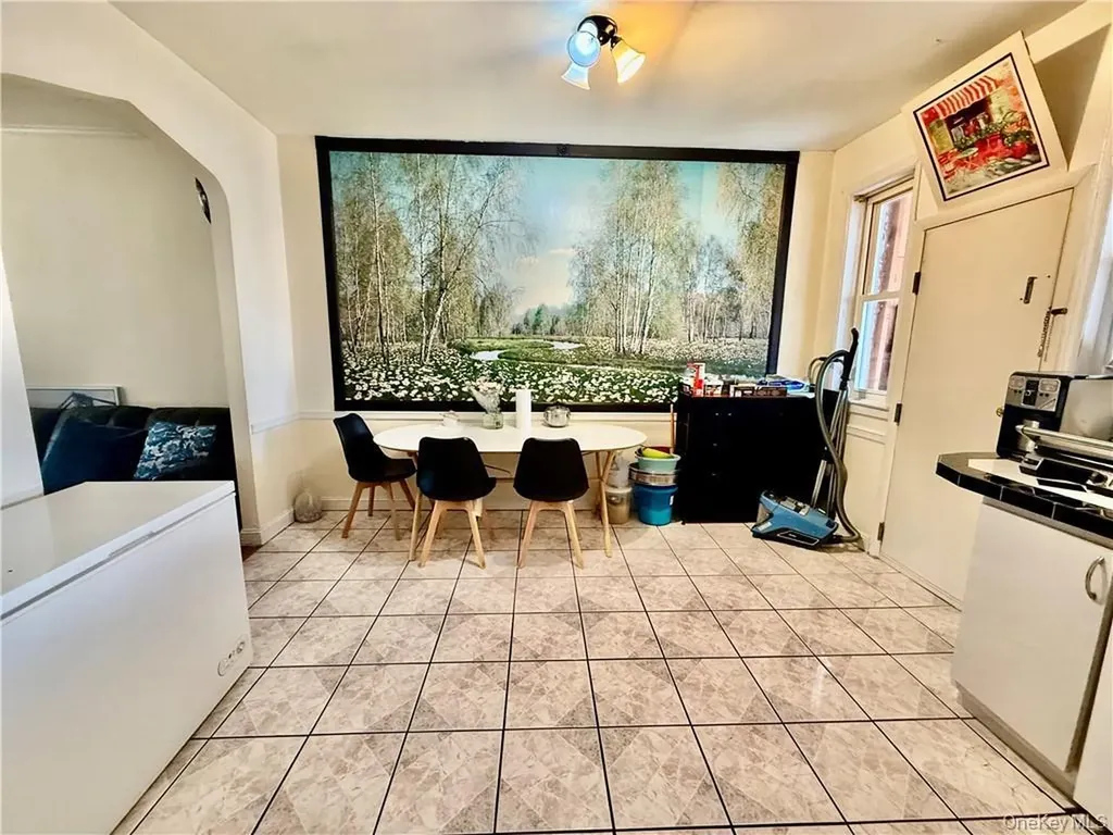 2277 E 28th Street Brooklyn NY 11229
