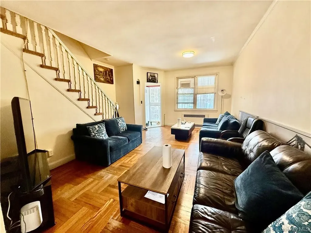 2277 E 28th Street Brooklyn NY 11229
