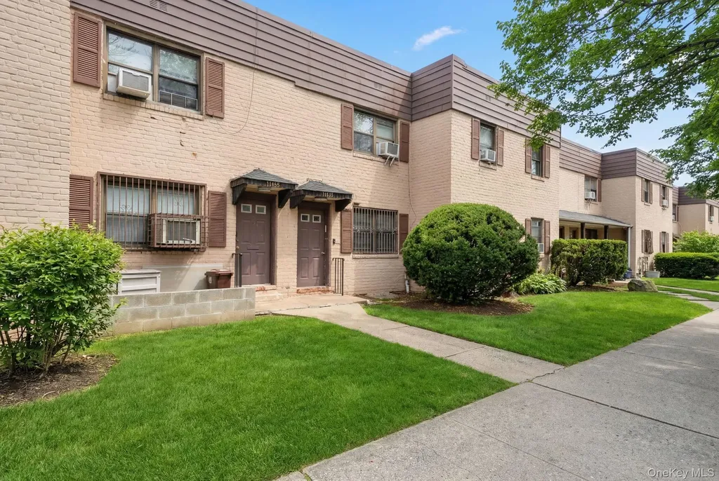 144-27 72nd Avenue Flushing NY 11367