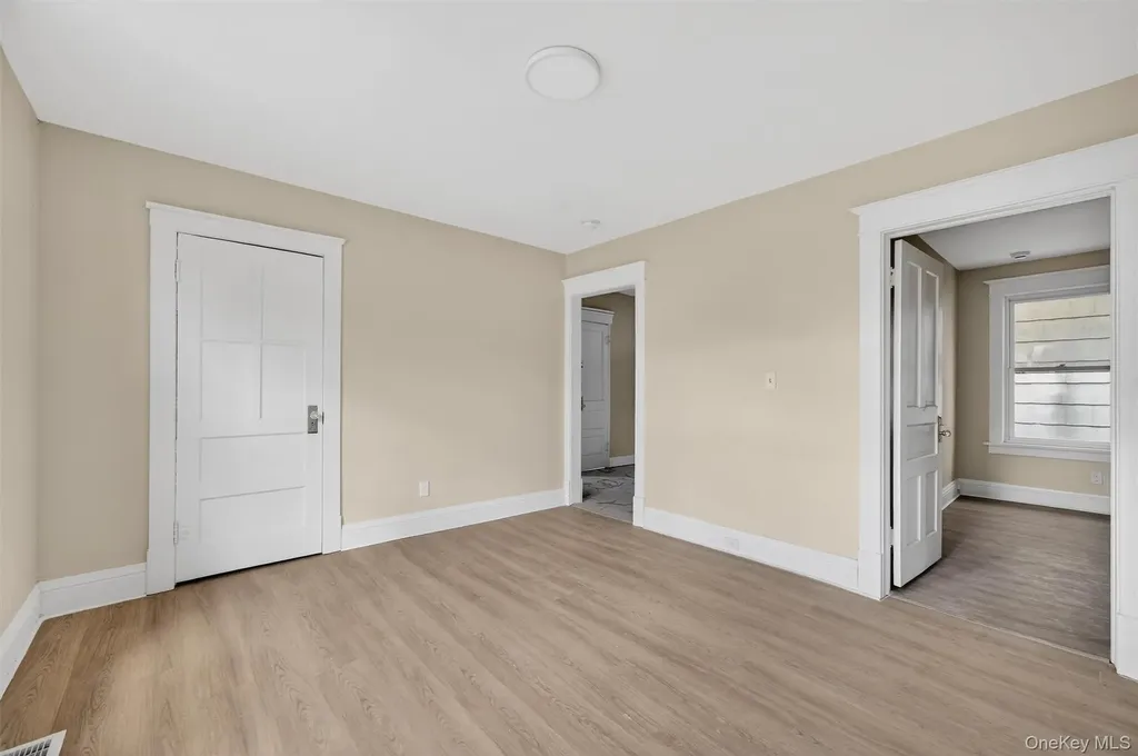 26 1/2 Ridge Street Middletown NY 10940