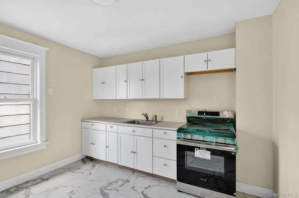 26 1/2 Ridge Street Middletown NY 10940