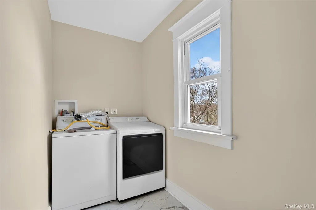 26 1/2 Ridge Street Middletown NY 10940