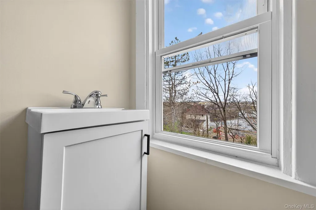 26 1/2 Ridge Street Middletown NY 10940