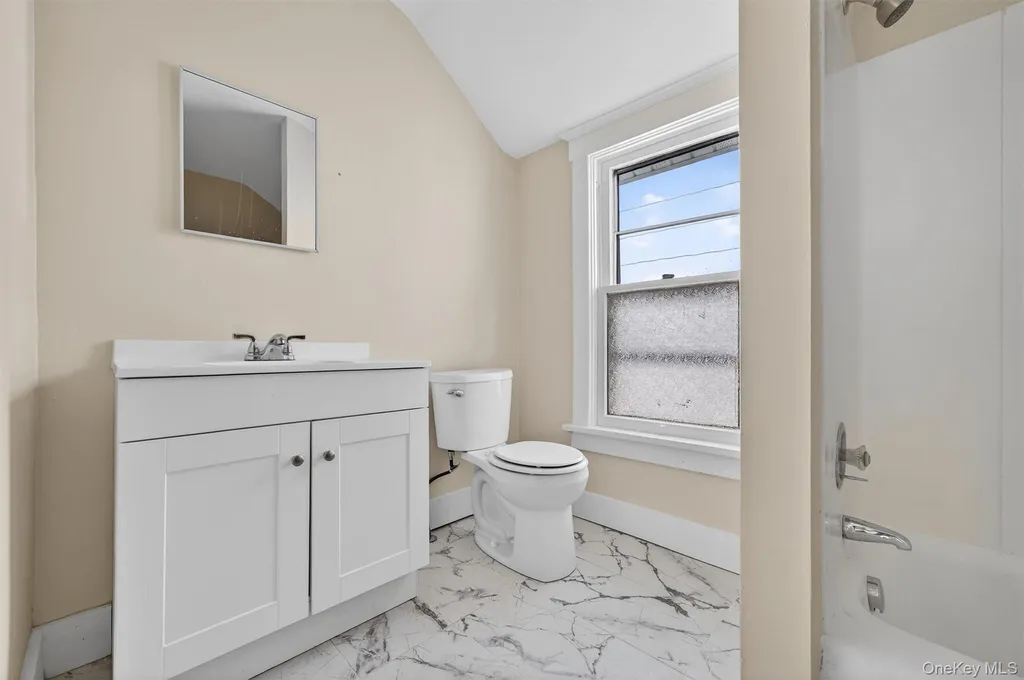 26 1/2 Ridge Street Middletown NY 10940