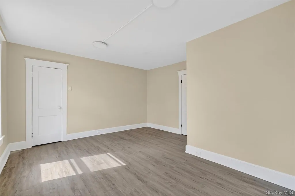 26 1/2 Ridge Street Middletown NY 10940