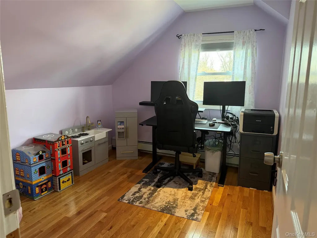6 Thorney Avenue Huntington Station NY 11746