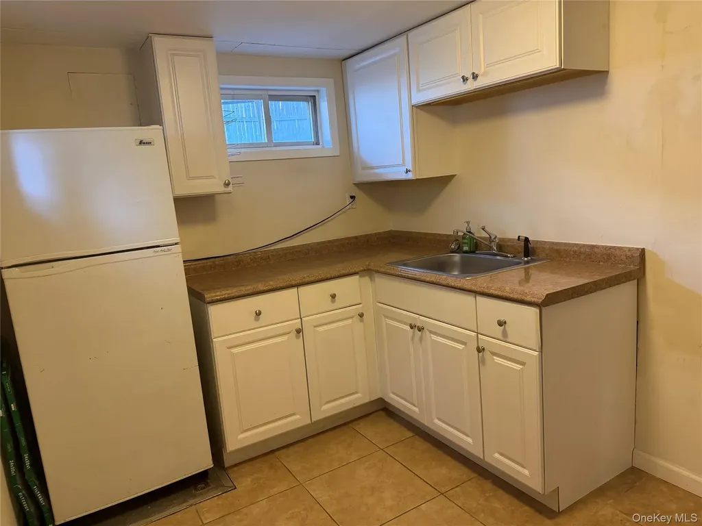 6 Thorney Avenue Huntington Station NY 11746