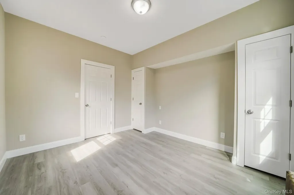 44 Elizabeth Avenue Smithtown NY 11787