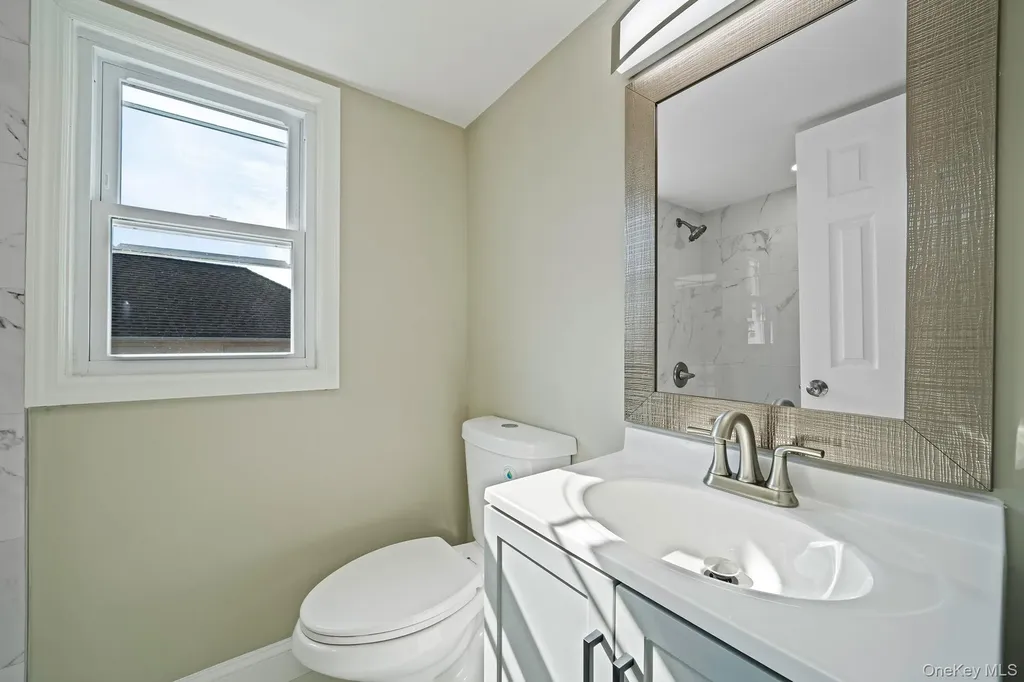 44 Elizabeth Avenue Smithtown NY 11787