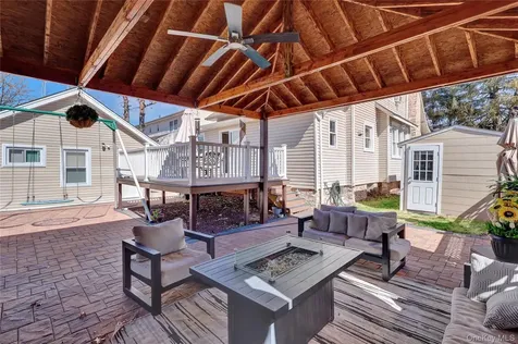 26 Hilbert Street Hempstead NY 11550