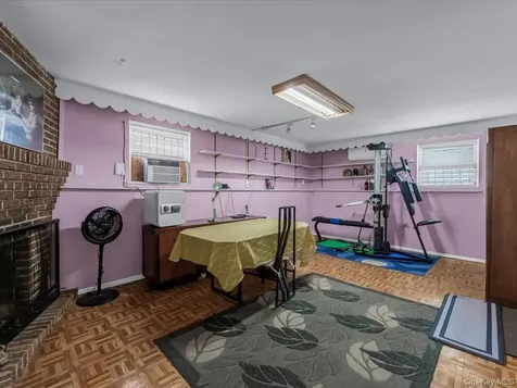 82-04 141st Street Briarwood NY 11435