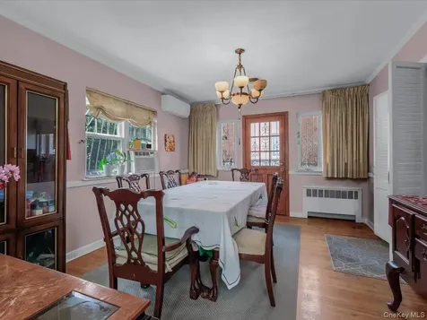82-04 141st Street Briarwood NY 11435