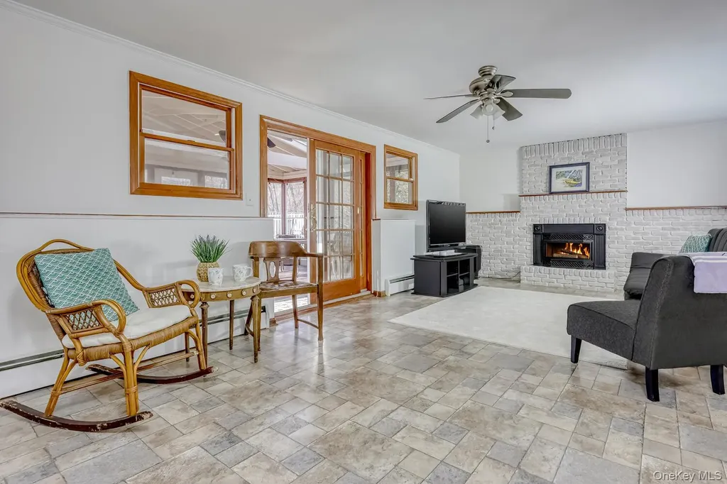 7 E Mayer Drive Suffern NY 10901