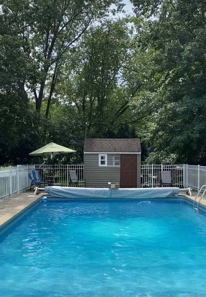 7 E Mayer Drive Suffern NY 10901