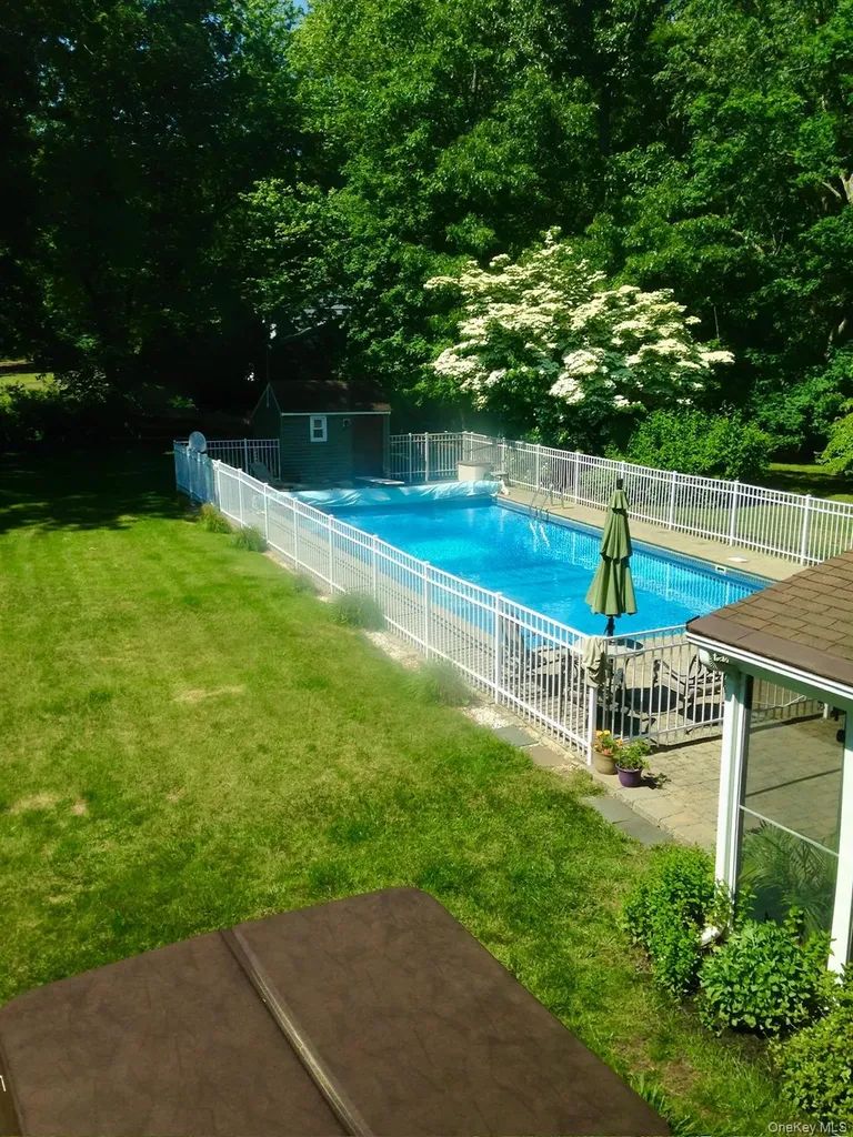 7 E Mayer Drive Suffern NY 10901