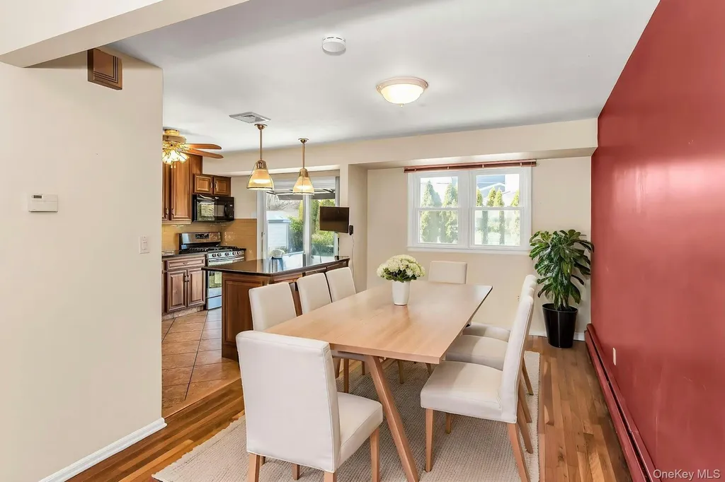 71 Lea Ann Terrace Wantagh NY 11793