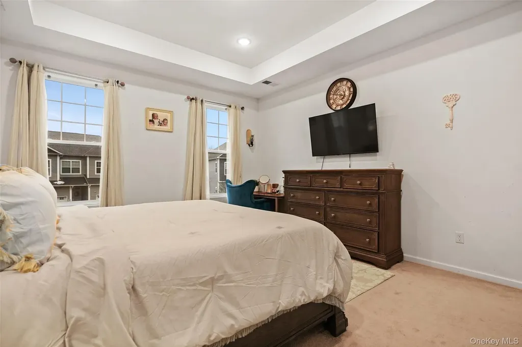 28 Magnolia Park Middletown NY 10940