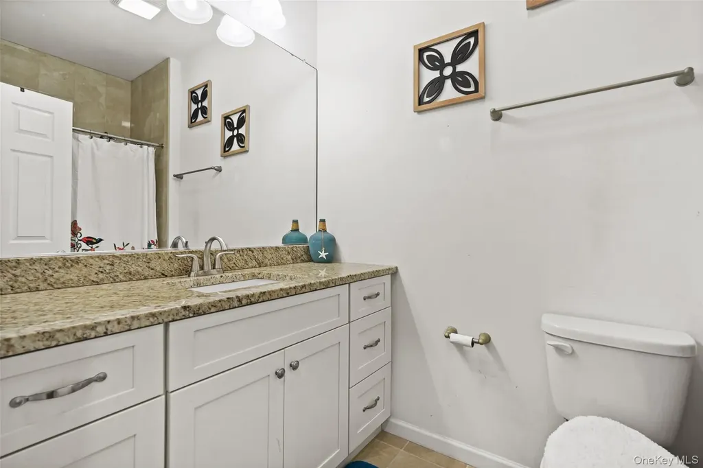 28 Magnolia Park Middletown NY 10940