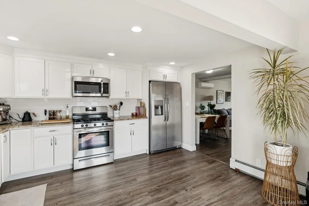 72 Waverly Avenue Patchogue NY 11772