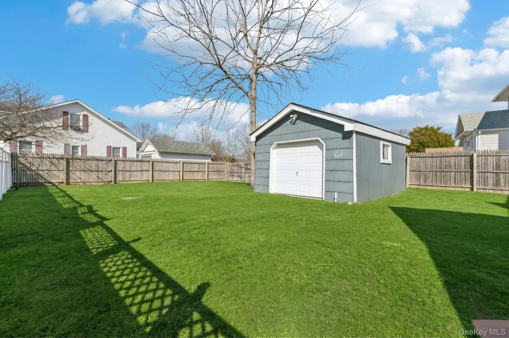 72 Waverly Avenue Patchogue NY 11772