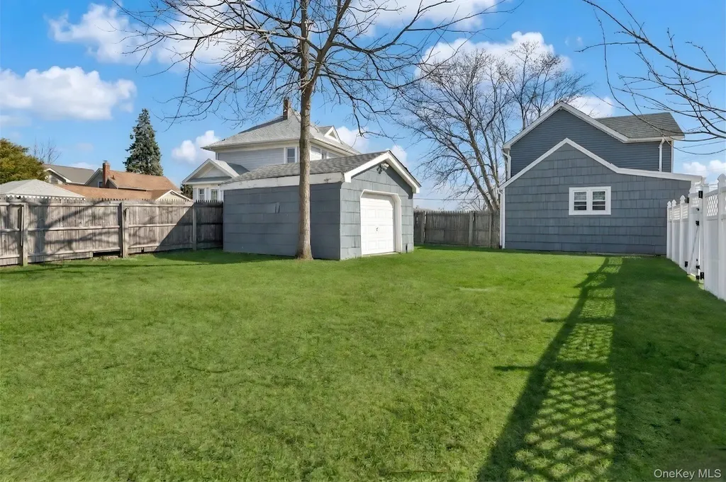 72 Waverly Avenue Patchogue NY 11772