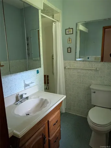 32 Fuller Lane Hyde Park NY 12538