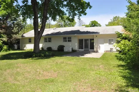32 Fuller Lane Hyde Park NY 12538
