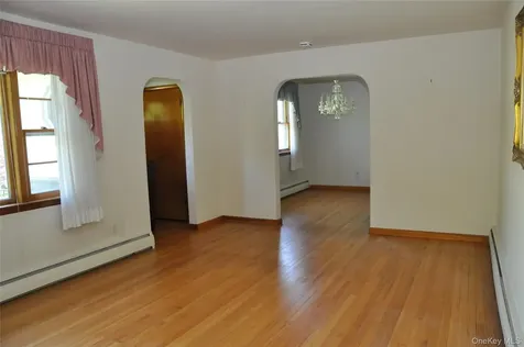 32 Fuller Lane Hyde Park NY 12538