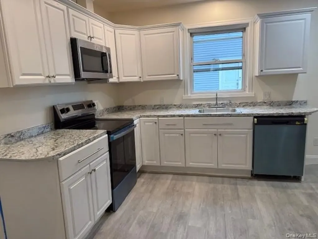 3 Terrace Avenue White Plains NY 10603