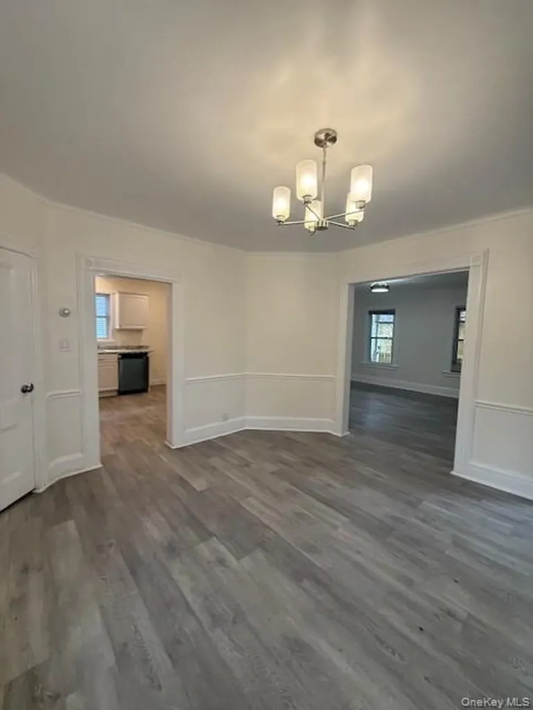 3 Terrace Avenue White Plains NY 10603