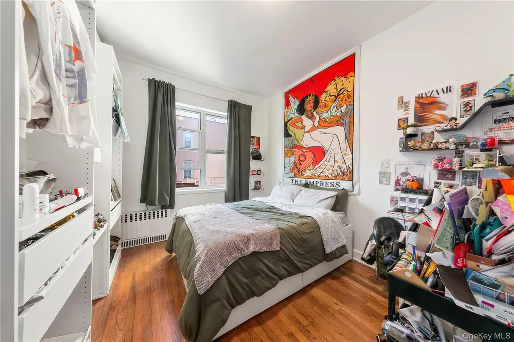 4304 34th Avenue Astoria NY 11101
