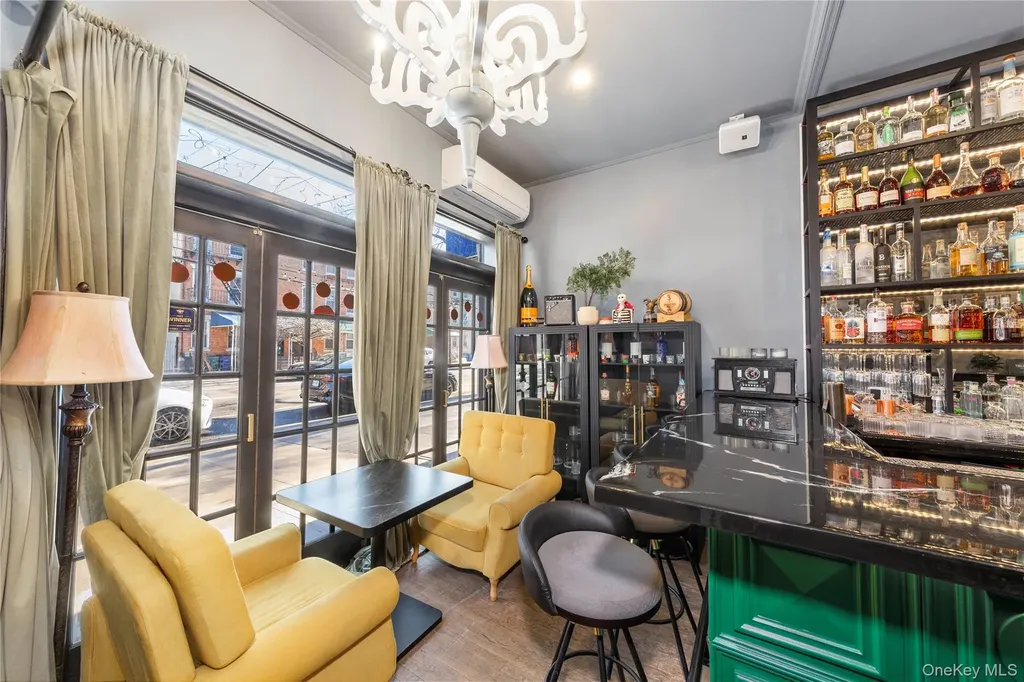 4304 34th Avenue Astoria NY 11101