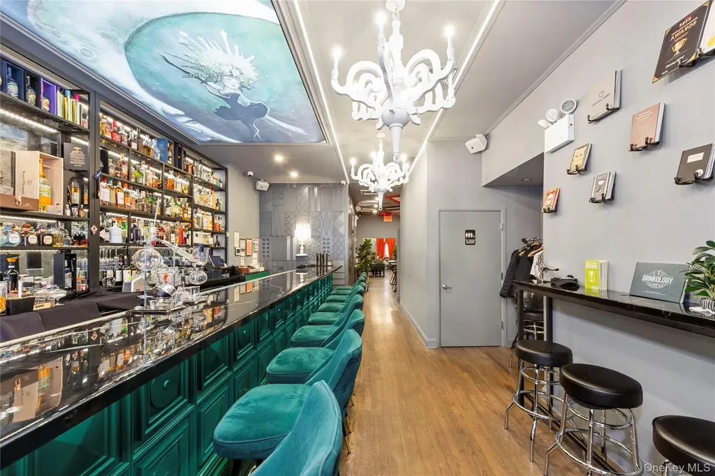 4304 34th Avenue Astoria NY 11101
